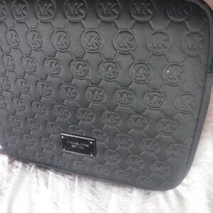 Michael Kors Mono Embossed Neoprene iPad Crossbody Purse Bag Black Soft Shell